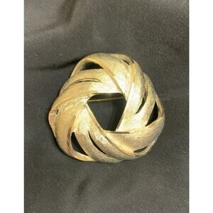 Vintage BSK Light Gold Tone Knot Brooch Signed